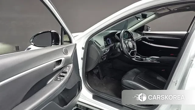 Hyundai Sonata (DN8) 2021 Белый из Кореи, фото 2