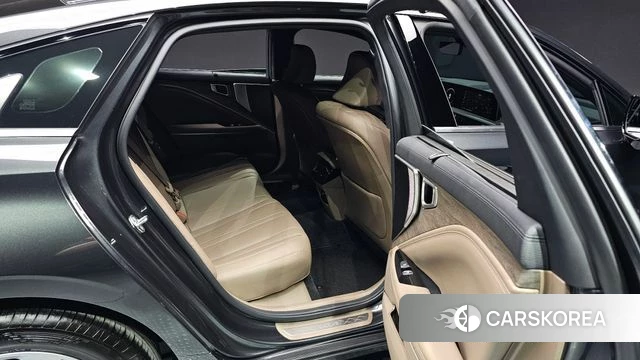 Kia K8 2024 Серый из Кореи, фото 2