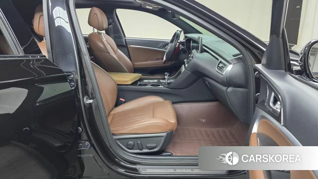 Genesis G70 2019 Черный из Кореи, фото 2