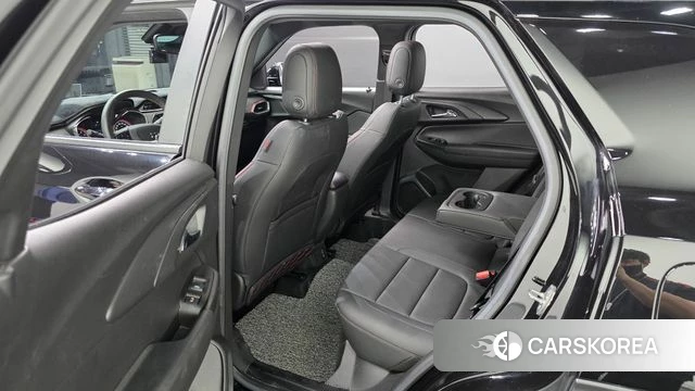 Chevrolet (GM Daewoo) Trailblazer 2023 Черный из Кореи, фото 2