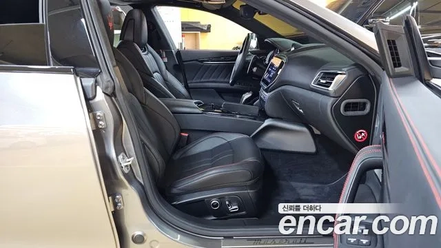 Maserati Ghibli id 2910942 из Кореи 2