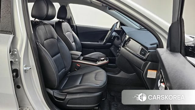 Kia Niro EV 2021 Серебряный из Кореи, фото 2