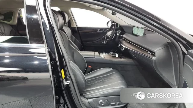 Genesis Electrified G80 (RG3) 2023 Черный из Кореи, фото 2