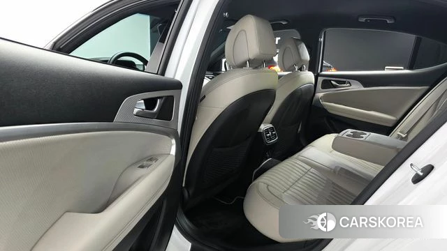 Genesis The New G70 2021 Белый из Кореи, фото 2
