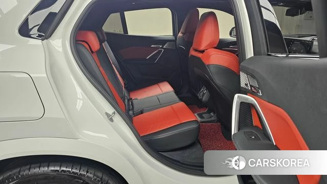 BMW X2 (U10) 2025 Белый из Кореи, фото 2
