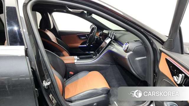 Mercedes-Benz C-Class W206 2022 Серый из Кореи, фото 2