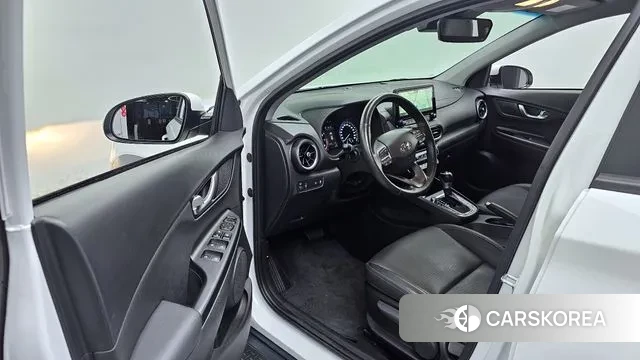 Hyundai The New Kona 2022 Белый из Кореи, фото 2