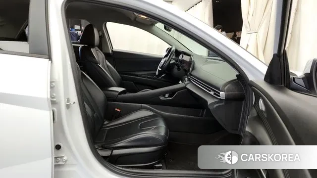 Hyundai Avante Hybrid (CN7) 2021 Белый из Кореи, фото 2