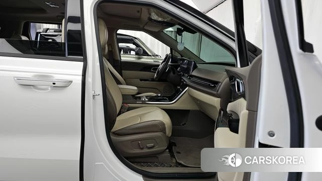 Kia Carnival 4th generation 2020 Белый из Кореи, фото 2