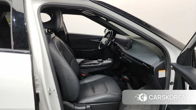 Kia EV6 2022 Белый из Кореи, фото 2