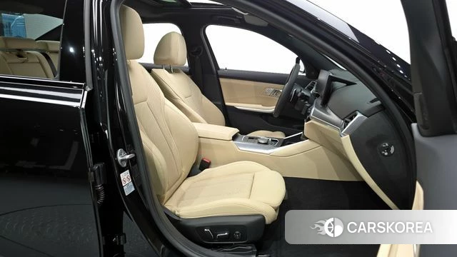 BMW 3 Series (G20) 2024 Черный из Кореи, фото 2