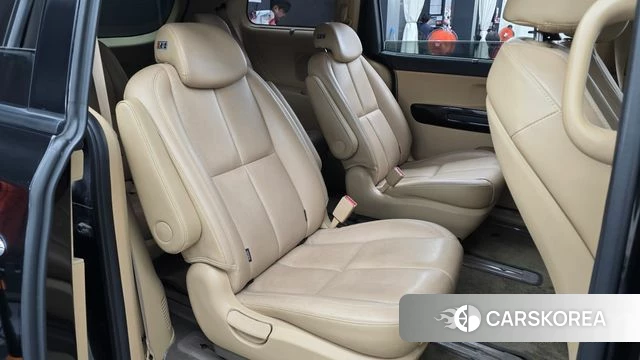 Kia The New Carnival 2018 Черный из Кореи, фото 2