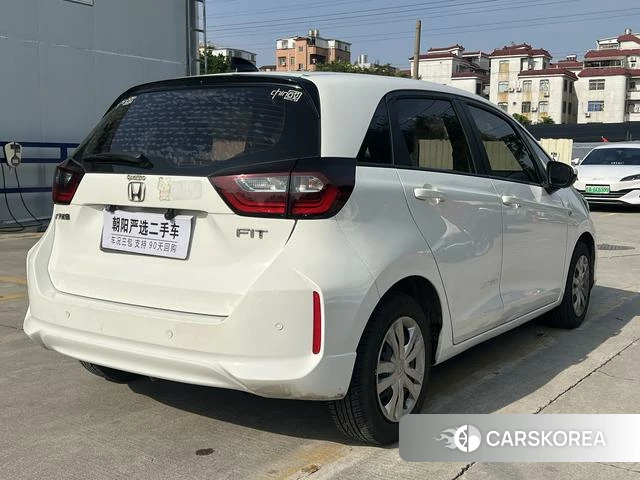 Honda Fit 2021 Белый из Китая, фото 2