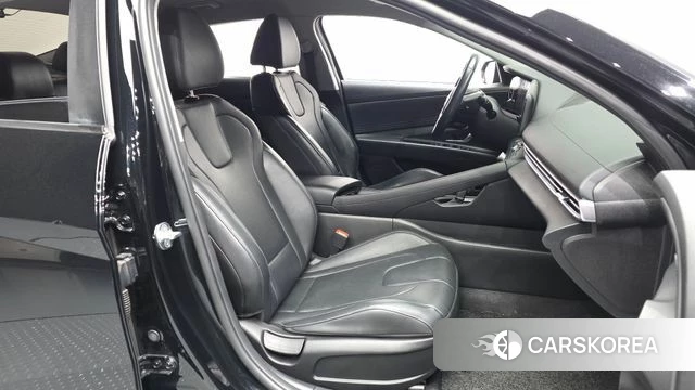 Hyundai Avante Hybrid (CN7) 2022 Черный из Кореи, фото 2