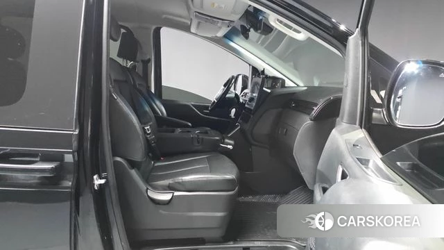 Hyundai Staria 2021 Черный из Кореи, фото 2