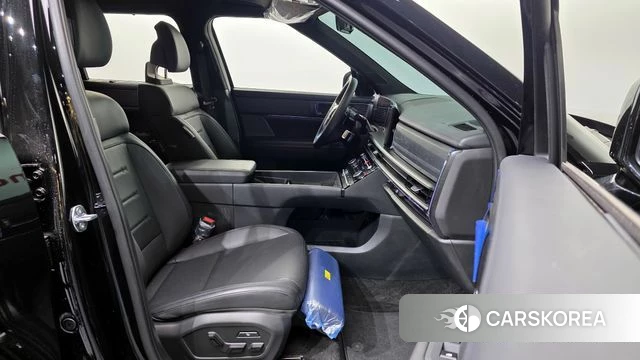 Hyundai Santa Fe (MX5) 2024 Черный из Кореи, фото 2