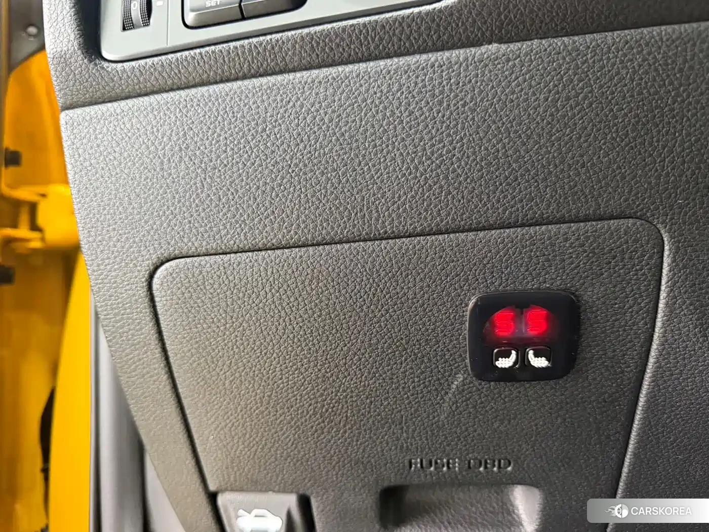 Kia KX1 2023 Yellow/orange из Китая, фото 2