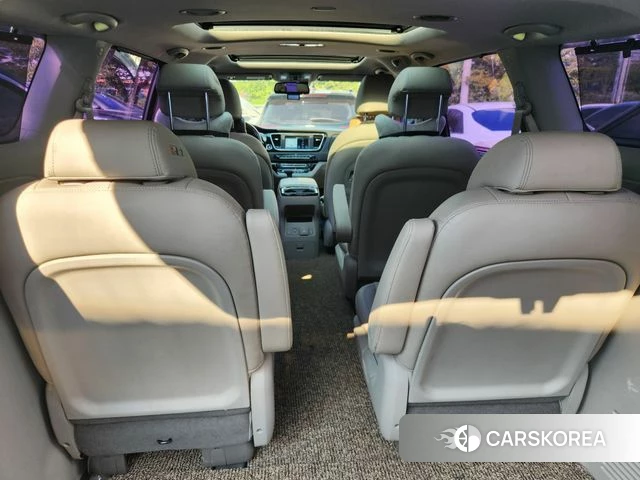 Kia The New Carnival 2018 Черный из Кореи, фото 2