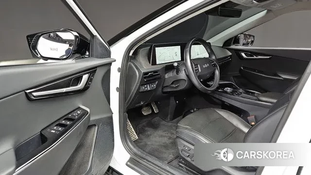 Kia EV6 2023 Белый из Кореи, фото 2