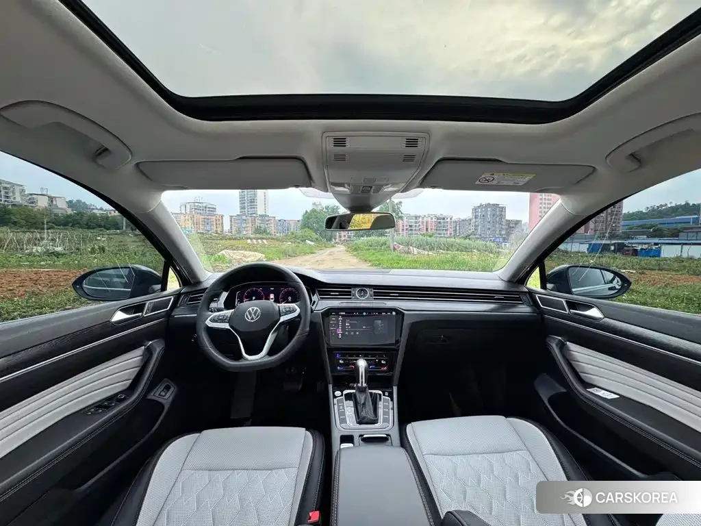 Volkswagen Magotan 2026 Черный из Китая, фото 2
