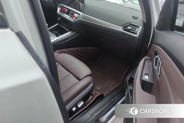 BMW 3 series 2021 Белый из Китая, фото 2