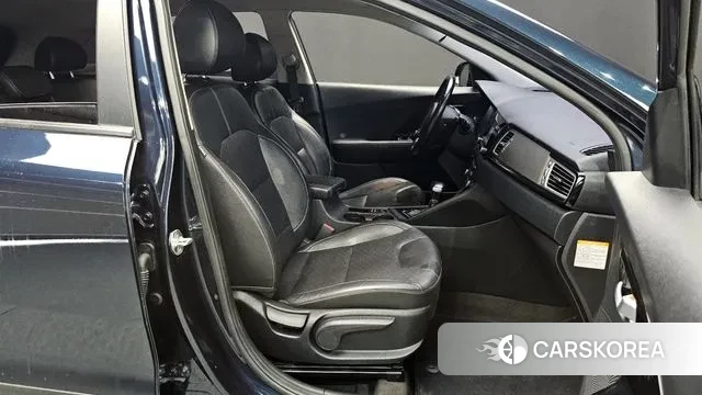 Kia Niro 2018 Синий из Кореи, фото 2