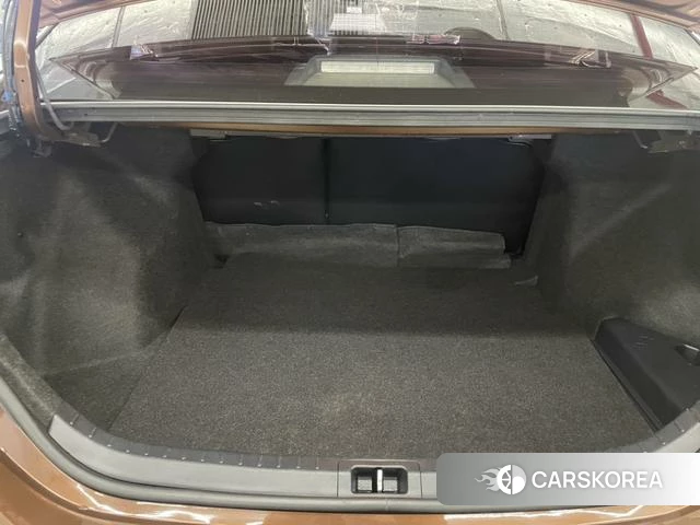 Volkswagen Lavida 2021 Белый из Китая, фото 2