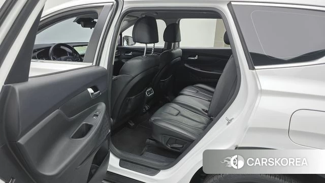 Hyundai The New Santa Fe 2021 Белый из Кореи, фото 2