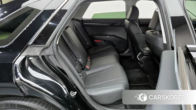 Hyundai Grandeur Hybrid (GN7) 2023 Черный из Кореи, фото 2