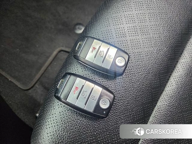 Kia Stonic 2019 Белый из Кореи, фото 2