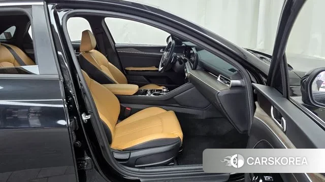 Kia K5 3rd generation 2021 Черный из Кореи, фото 2