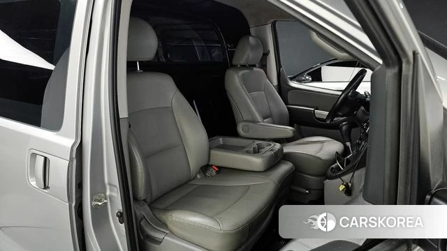 Hyundai The New Grand Starex 2019 Серебряный из Кореи, фото 2