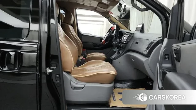 Hyundai The New Grand Starex 2018 Черный двухцветный из Кореи, фото 2