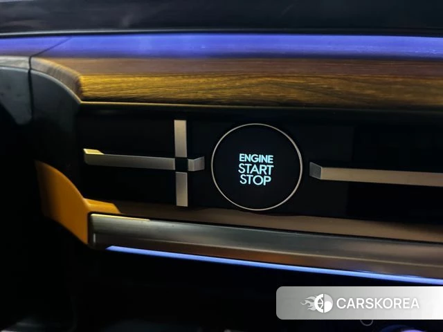 Hyundai Santa Fe (MX5) 2024 Черный из Кореи, фото 2