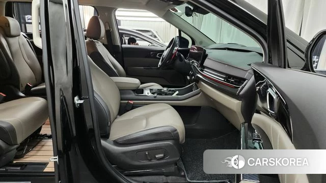 Kia The New Carnival 4th Generation 2024 Черный из Кореи, фото 2