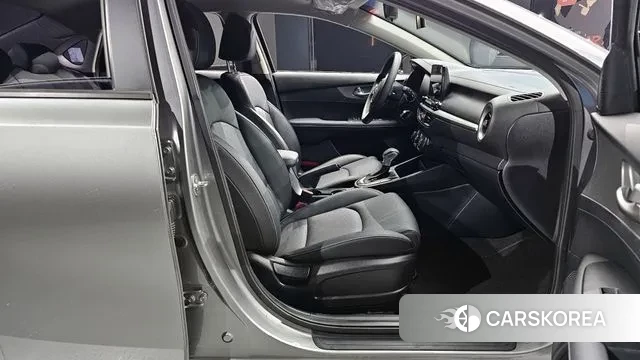 Kia Come New K3 2019 Серебристо-серый из Кореи, фото 2