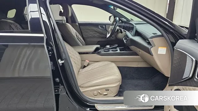 Kia K8 Hybrid 2023 Черный из Кореи, фото 2