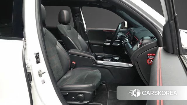 Mercedes-Benz GLB-Class X247 2022 Белый из Кореи, фото 2