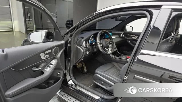 Mercedes-Benz GLC-Class X253 2023 Черный из Кореи, фото 2