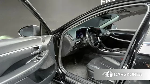 Hyundai Sonata (DN8) 2020 Черный из Кореи, фото 2