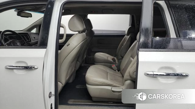 Kia The New Carnival 2019 Белый из Кореи, фото 2