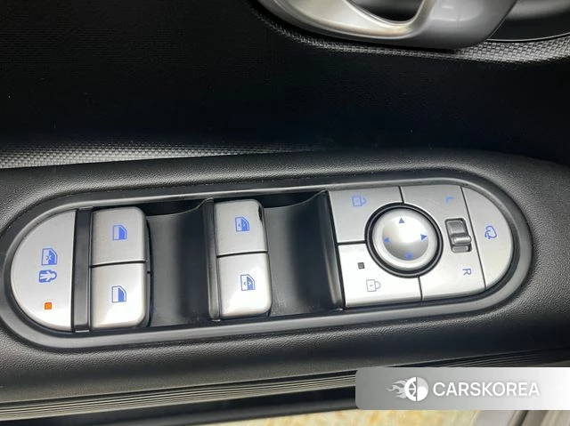 Hyundai Ionic 5 2022 Серебристо-серый из Кореи, фото 2