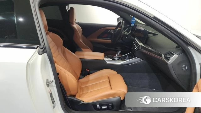 BMW M2 (G87) 2023 Белый из Кореи, фото 2