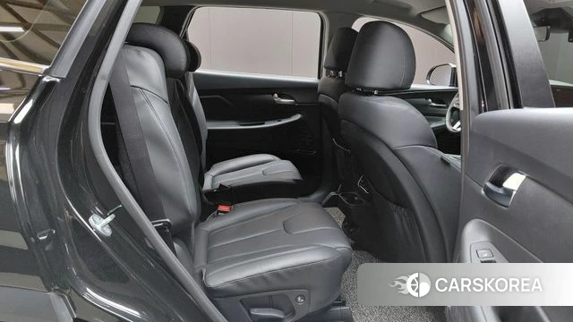 Hyundai The New Santa Fe 2022 Черный из Кореи, фото 2