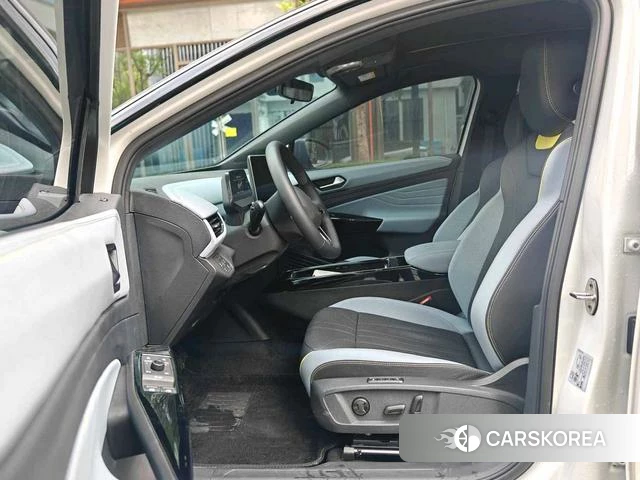 Volkswagen ID.4 X 2025 Белый из Китая, фото 2