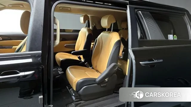 Kia Carnival 4th generation 2021 Черный из Кореи, фото 2
