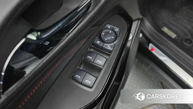 Chevrolet (GM Daewoo) Trax Crossover 2023 Черный из Кореи, фото 2