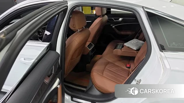 Audi A6 (C8) 2020 Белый из Кореи, фото 2