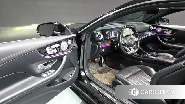 Mercedes-Benz E-Class W213 2018 Черный из Кореи, фото 2