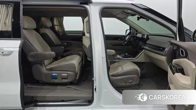 Kia Carnival 4th generation 2021 Белый из Кореи, фото 2